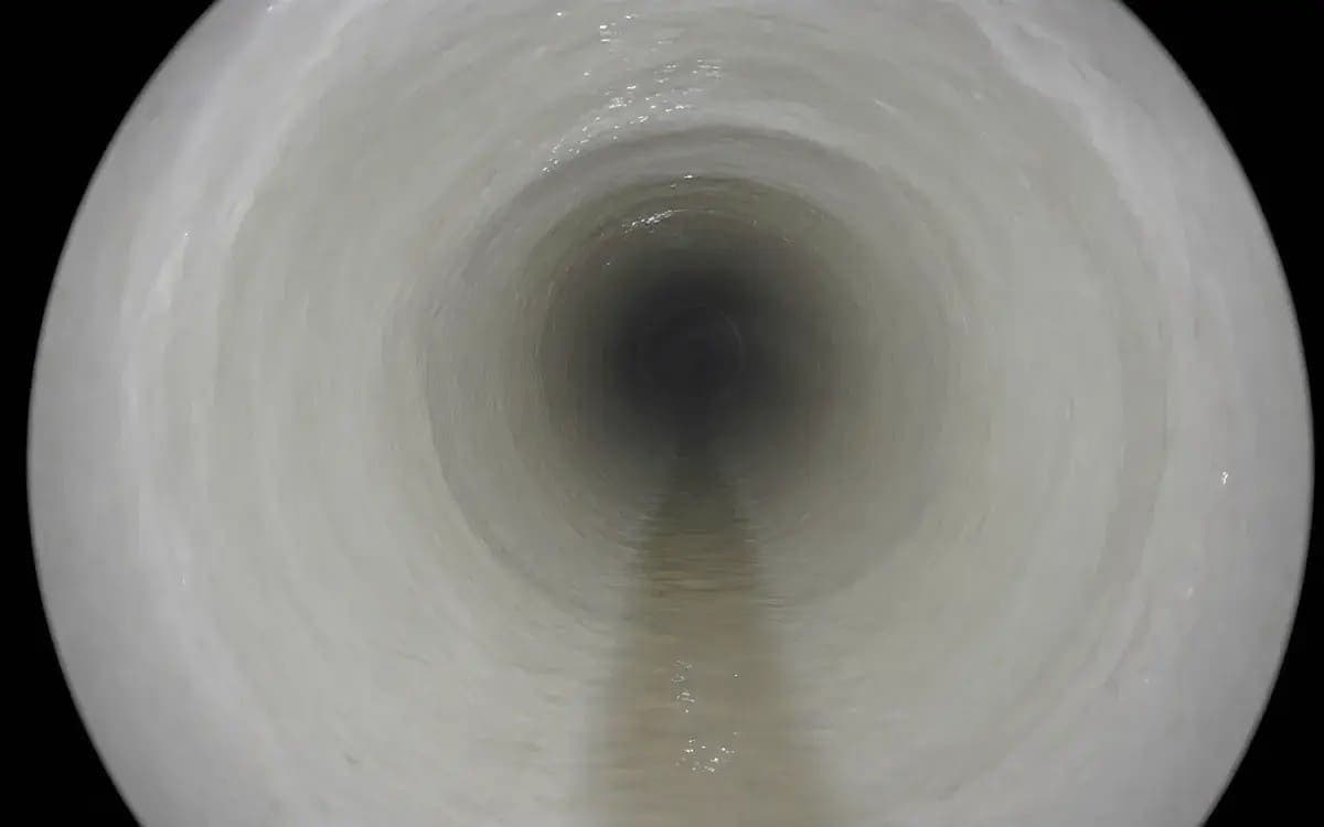 Post-CIPP liner bridging joint offsets — smooth continuous surface, Royal Oak, MI